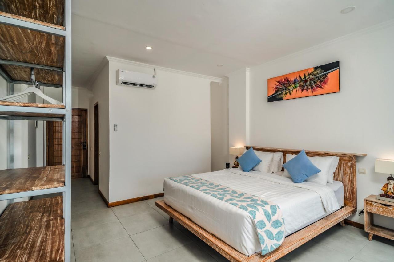 Komodo Suites Downtown Managed By Cpm Bali Labuan Bajo Exterior photo