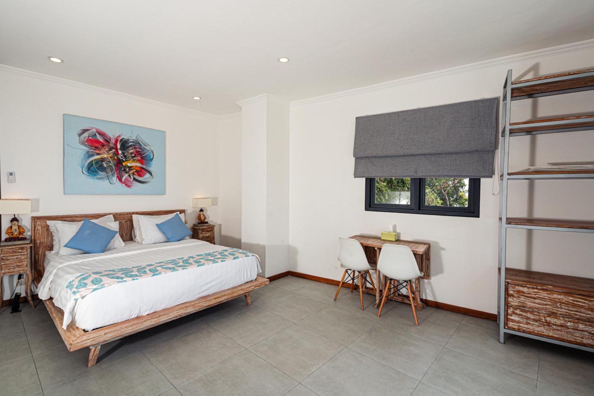 Komodo Suites Downtown Managed By Cpm Bali Labuan Bajo Exterior photo